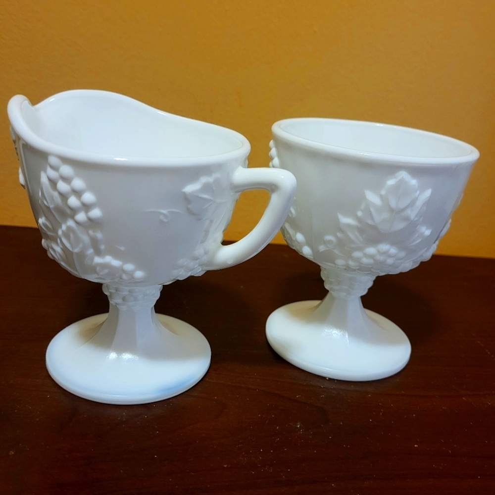 Vintage Milk Glass Cream & Sugar set